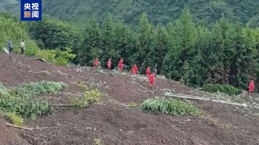 股壹佰 四川叙永山体滑坡已致1人遇难&#32;搜救仍在继续