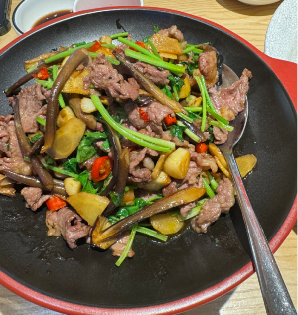 恒富配资 下馆子吃饭总口渴，还真的不是味精加多了，真正原因是它